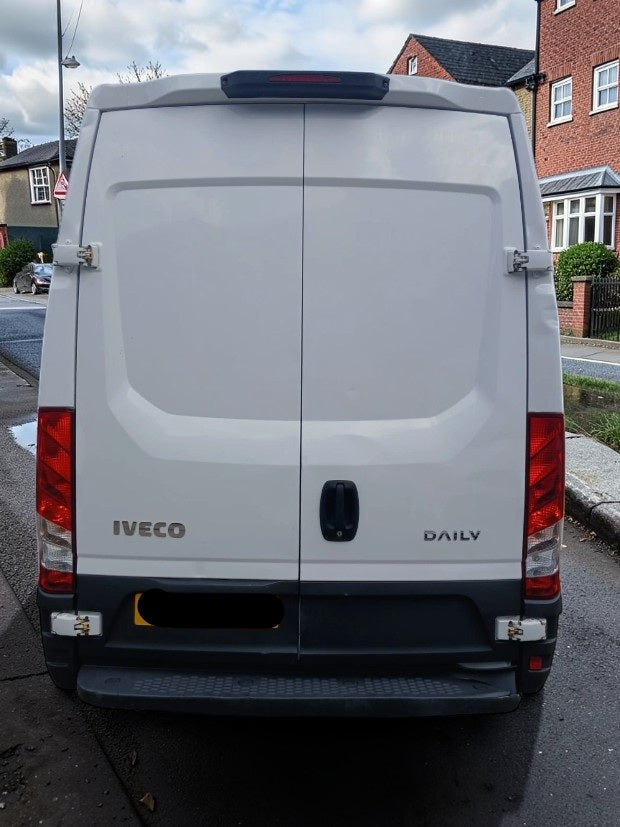 **(ONLY 80K MILEAGE)** 2022 IVECO DAILY AUTO DIESEL PANEL VAN WHITE >>--NO VAT ON HAMMER--<<