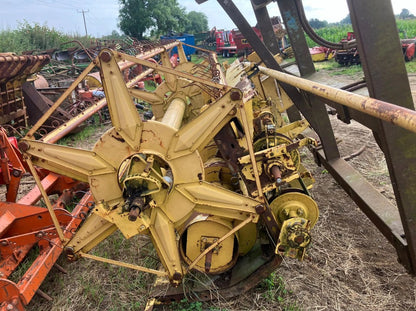 NEW HOLLAND 8040 HEADER FOR SPARES/REPAIRS