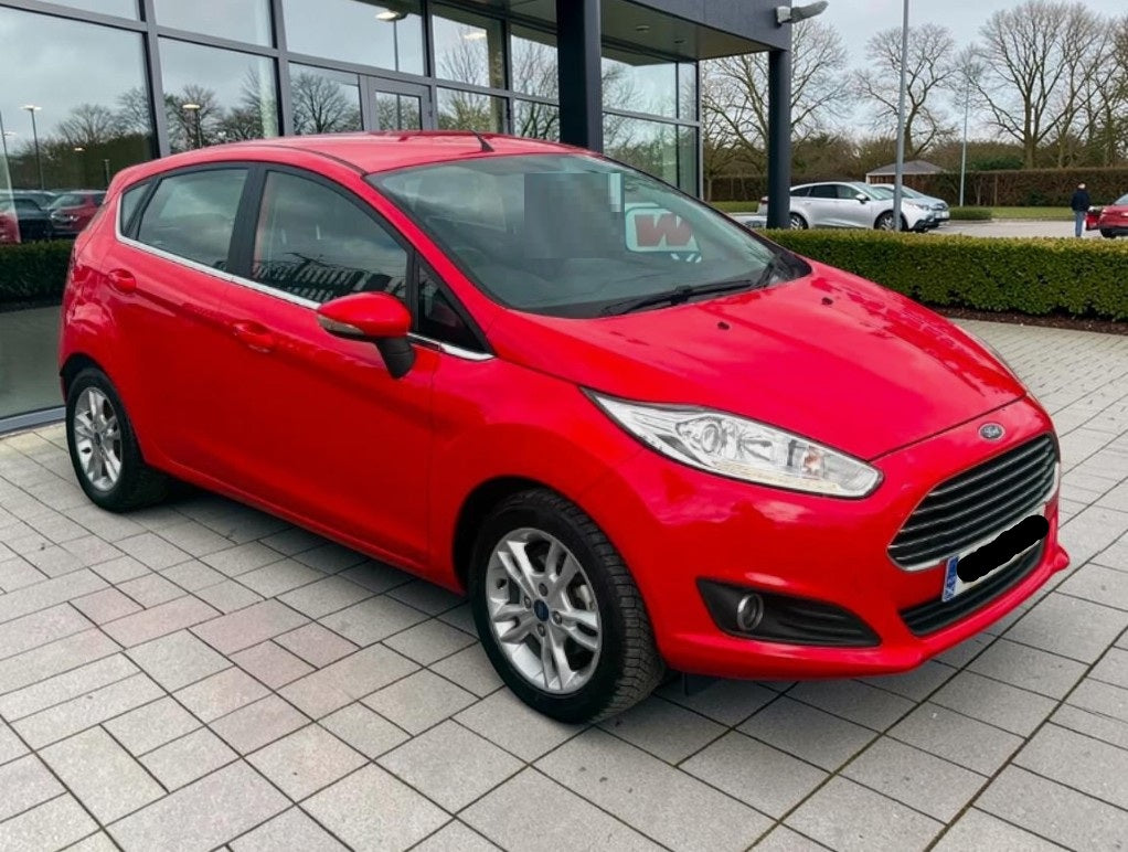 **(ONLY 59K MILEAGE)** 2017 FORD FIESTA ZETEC TURBO 1.0 PETROL MANUAL HATCHBACK RED