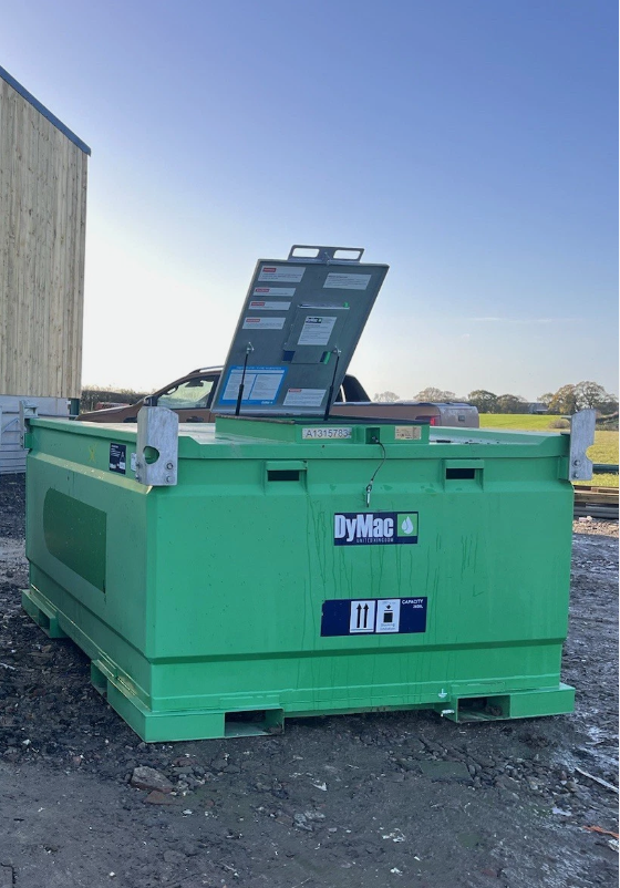 UNUSED DYMAC ADBLUE TANK – 3000 LITRES – BUNDED