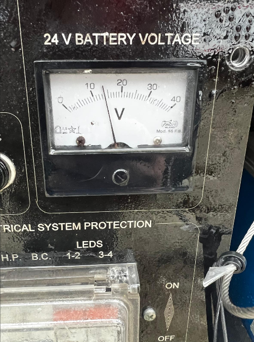 GENERAL VT HYBRID LED LIGHTING TOWER