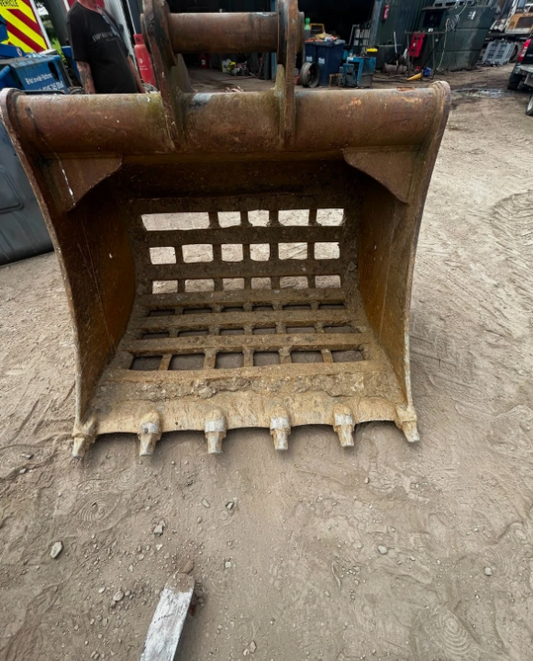 5FT RIDDLE SKELETON BUCKET 148CM