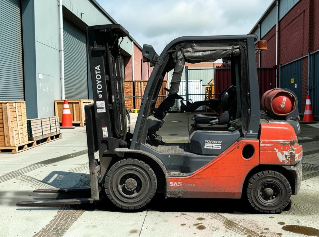 2019 TOYOTA 02-8FGF25 LP GAS FORKLIFT – 2500KG CAPACITY