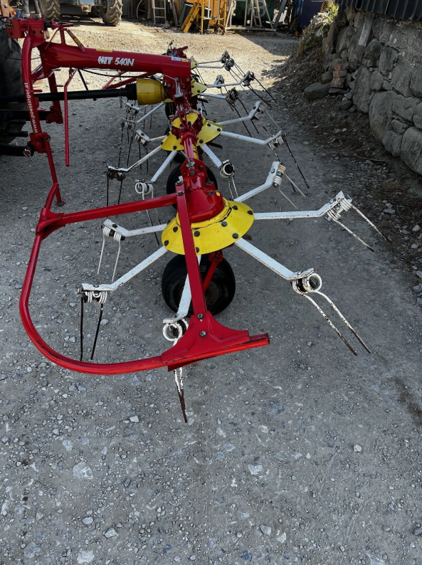 2013 POTTINGER HIT 540N HAY TEDDER