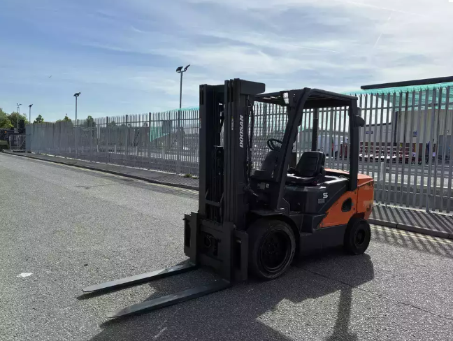 DOOSAN D35C-7 – 2018