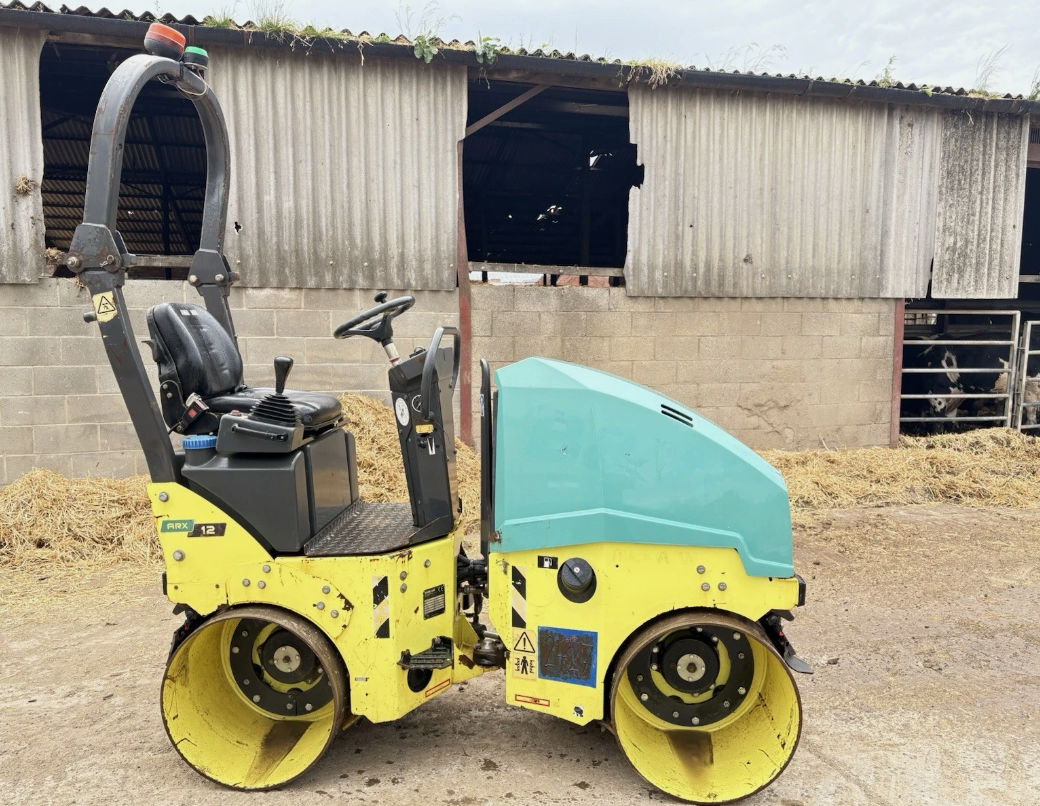 2017 AMMANN ARX12 DOUBLE DRUM VIBRATING ROLLER