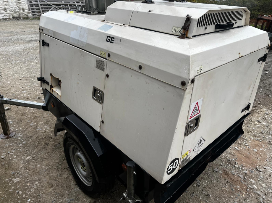 GENERAL VT HYBRID LED LIGHTING TOWER