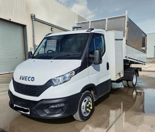**(ONLY 58K MILEAGE)** 2020 IVECO DAILY 35C14D 2.3L DIESEL MANUAL CHASSIS CAB WHITE