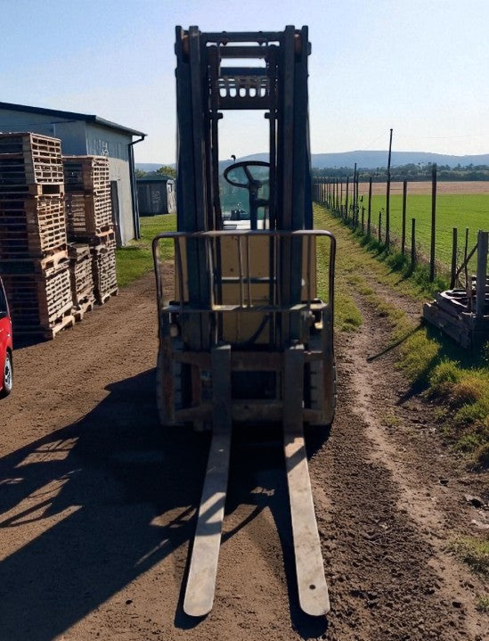HYSTER FORKLIFT TRUCK >>--NO VAT ON HAMMER--<<