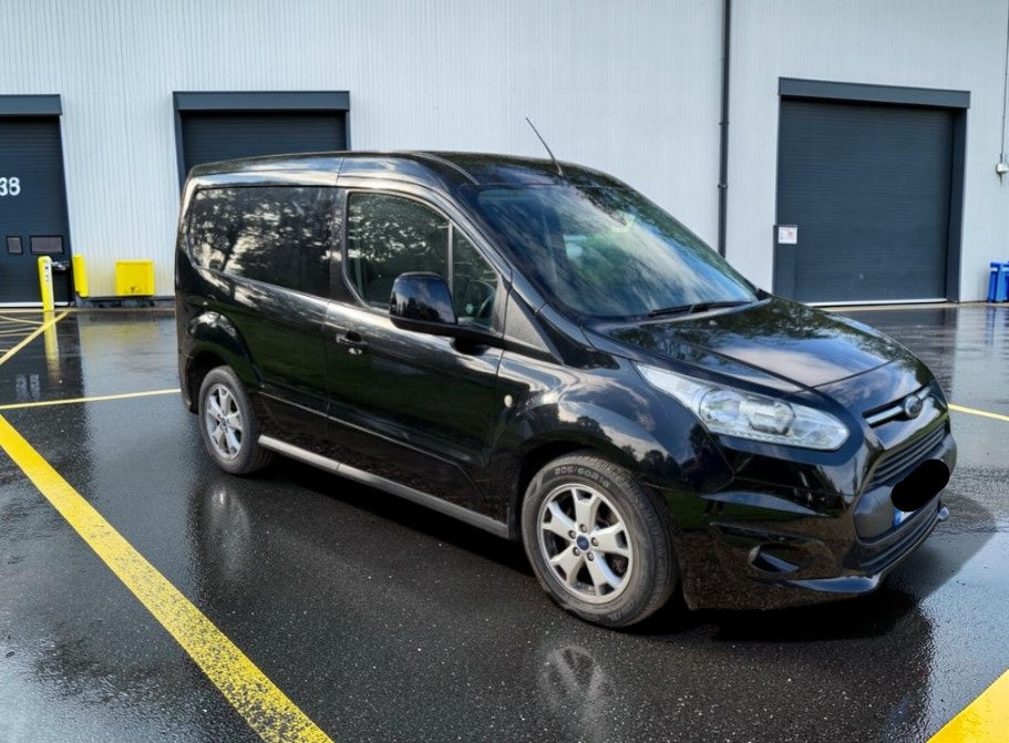 **(ONLY 55K MILEAGE)** 2017 FORD TRANSIT CONNECT 200 LIMITED L1H1 1499CC MANUAL DIESEL PANEL VAN