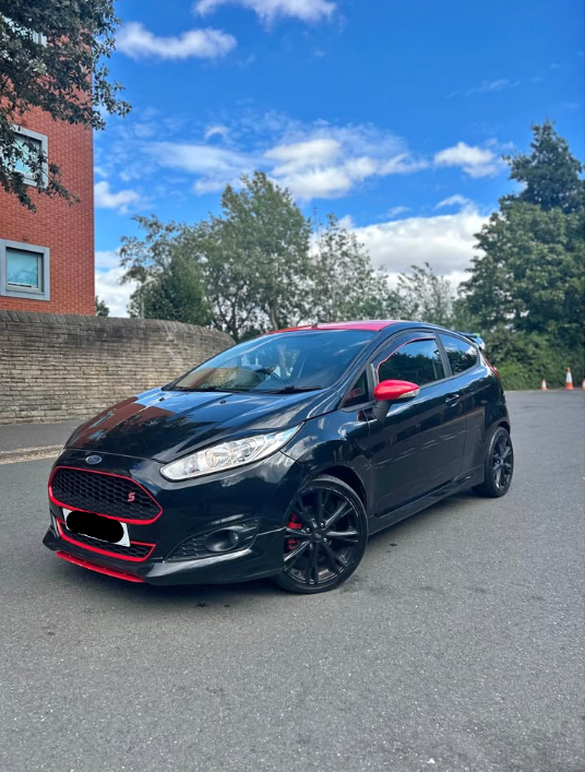 **(ONLY 106K MILEAGE)** 2015 FORD FIESTA ZETEC S BLACK EDITION 1.0 >>--NO VAT ON HAMMER--<<