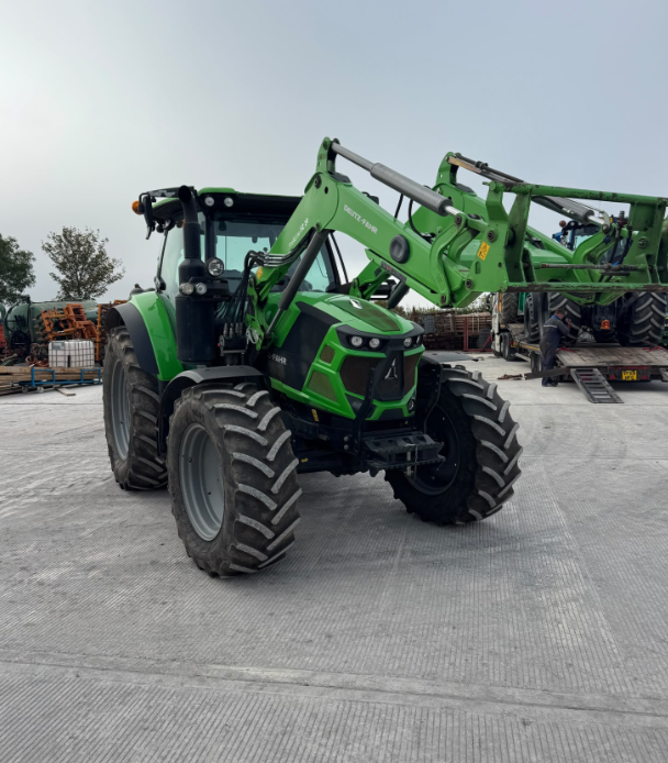2021 DEUTZ FAHR 6120 TRACTOR C/W LOADER