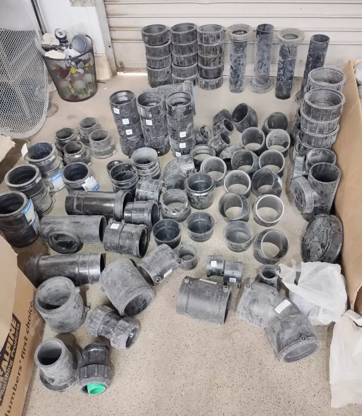 ELECTRO FUSION WELD BLACK FITTINGS / CONNECTORS - TOP BRANDS - ALL IN PICTURES