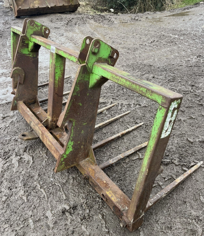 MERLO MUCK FORK / GRAB ATTACHMENT