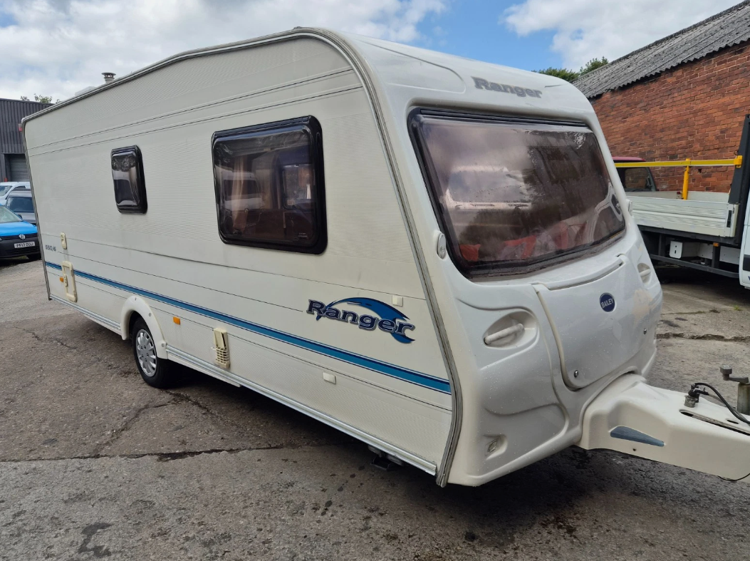 2008 BAILEY RANGER 556 6 BERTH FIXED BUNK BED TOURING CARAVAN >>--NO VAT ON HAMMER--<<