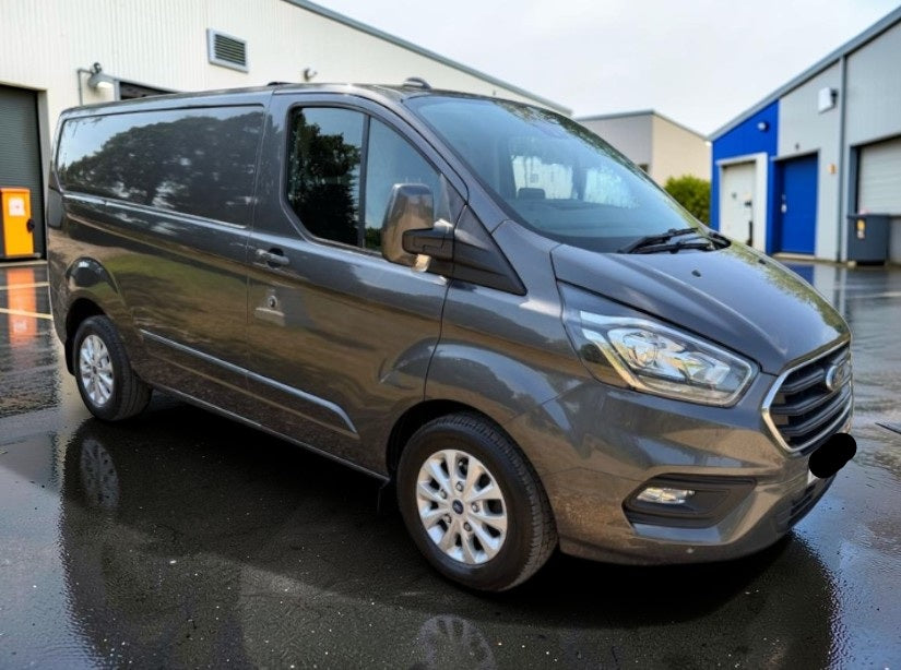 **(ONLY 71K MILEAGE)** 2022 FORD TRANSIT CUSTOM 300LIMITD EBLUE L1H1 1996CC >>--NO VAT ON HAMMER--<<