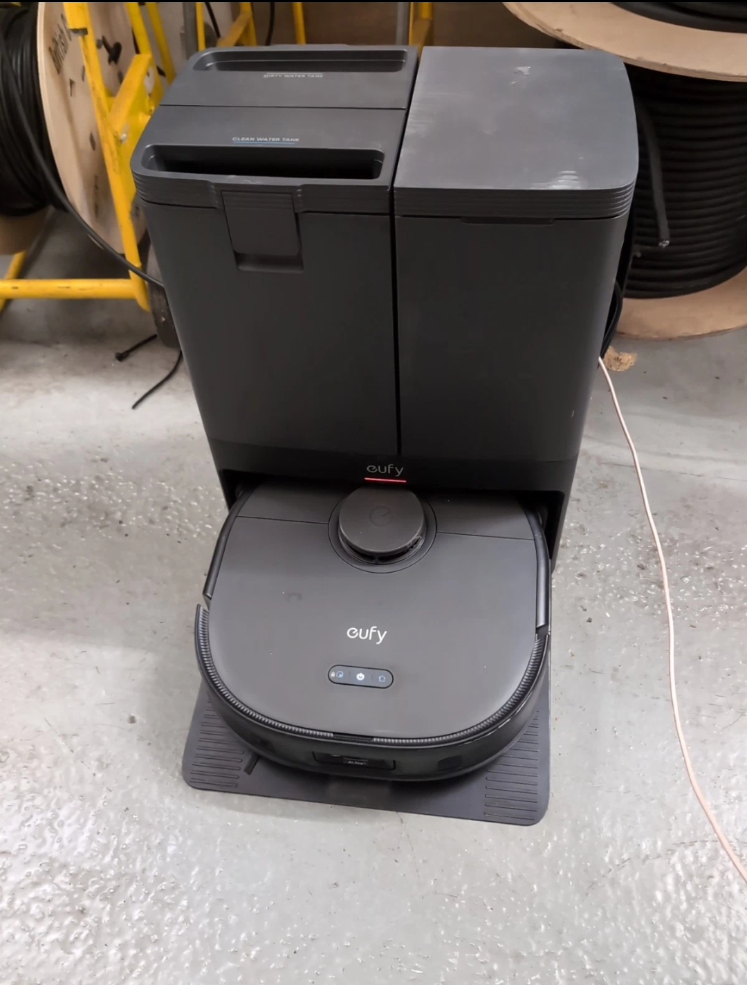 EUFY X10 PRO OMNI ROBOT VACUUM & MOP WITH ALL-IN-ONE STATION RRP £599.00