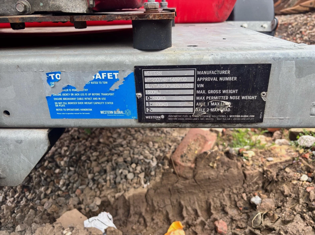 TRAILER MOUNTED PRESSURE WASHER (HONDA GX390 ENGINE)