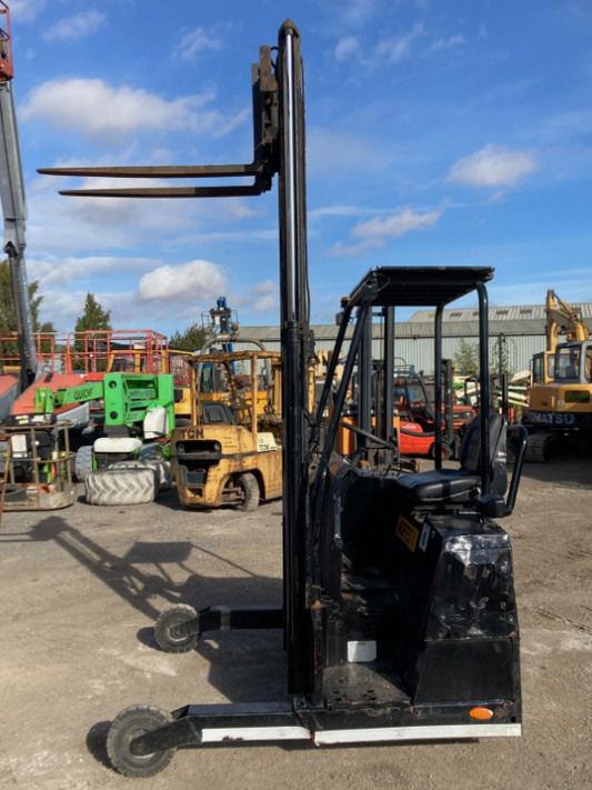 2010 PALFINGER F3-151 MOFFETT MOUNTY FORKLIFT 1.5 TON