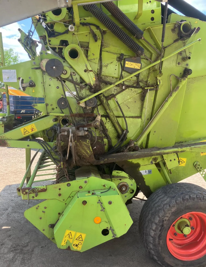 CLAAS VARIANT 260 ROUND BALER