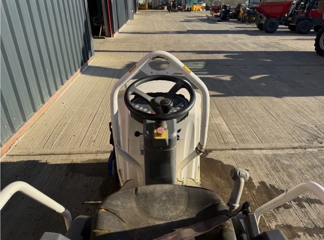 2015 HAMM HD 8 VV – 1.6T DOUBLE DRUM VIBRATING ROLLER