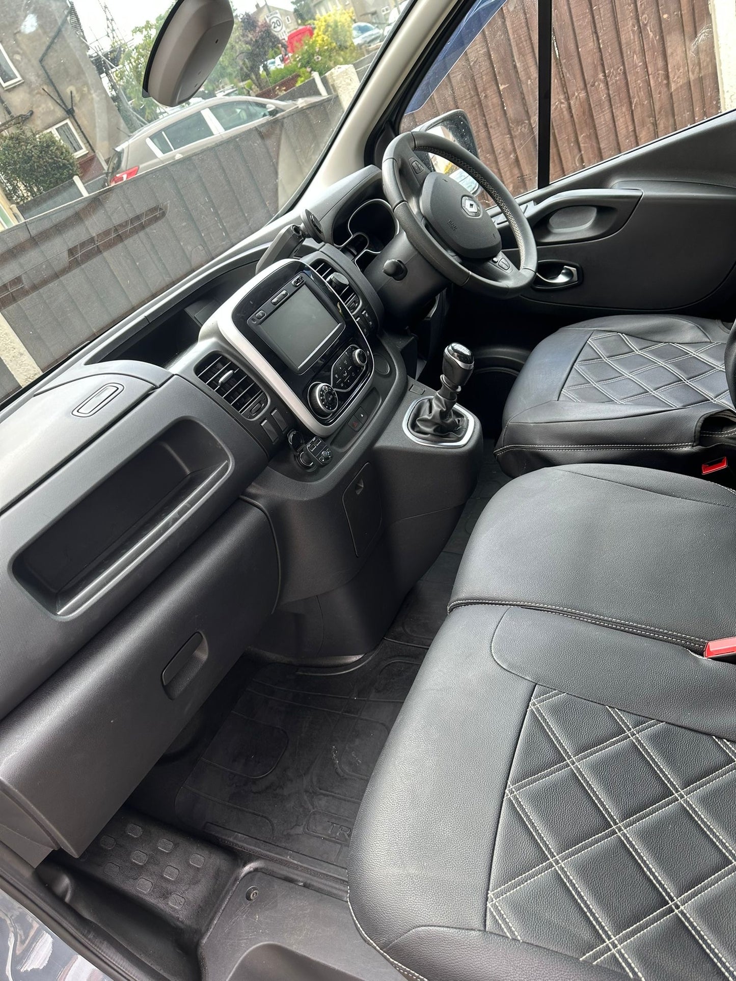 **(ONLY 30K MILEAGE)** 2020 RENAULT TRAFIC SL28 BLACK ED ENGY DCI L1H1 >>--NO VAT ON HAMMER--<<