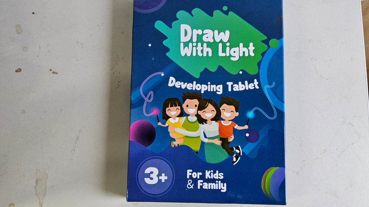 17 PC DRAW WITH LIGHT FOR KIDS & FAMILY