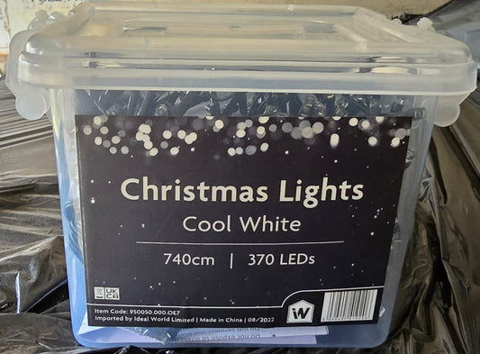 BULK LOT OF 120 BRAND NEW 370 COOL WHITE LED CHRISTMAS LIGHTS MASSIVE RESALE POTENTIAL