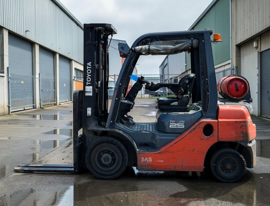 2019 TOYOTA 02-8FGF25 FORKLIFT