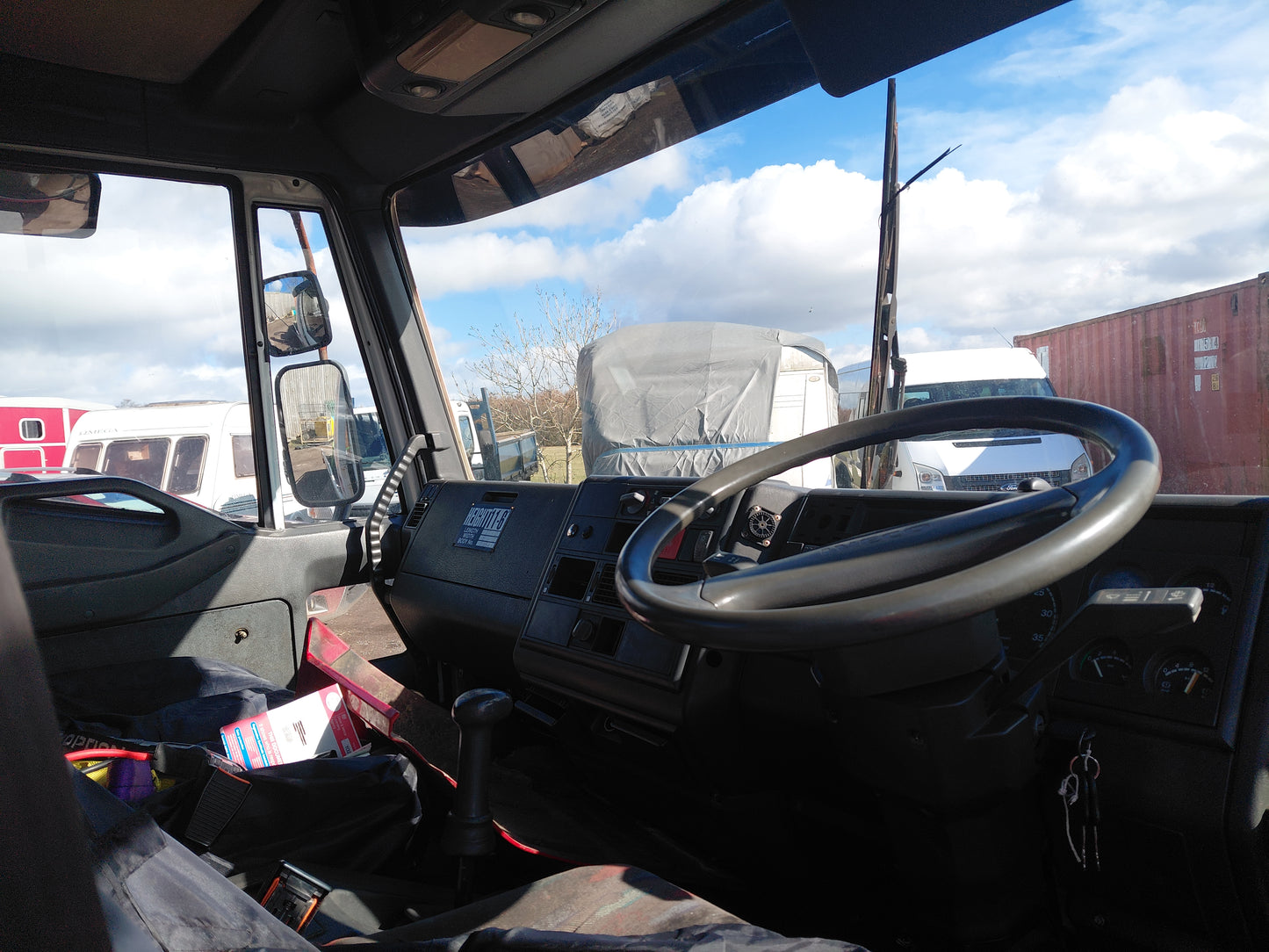 IVECO 7.5TON RECOVERY TRUCK STEEL BED WINCH RAMPS V5 PRESENT
