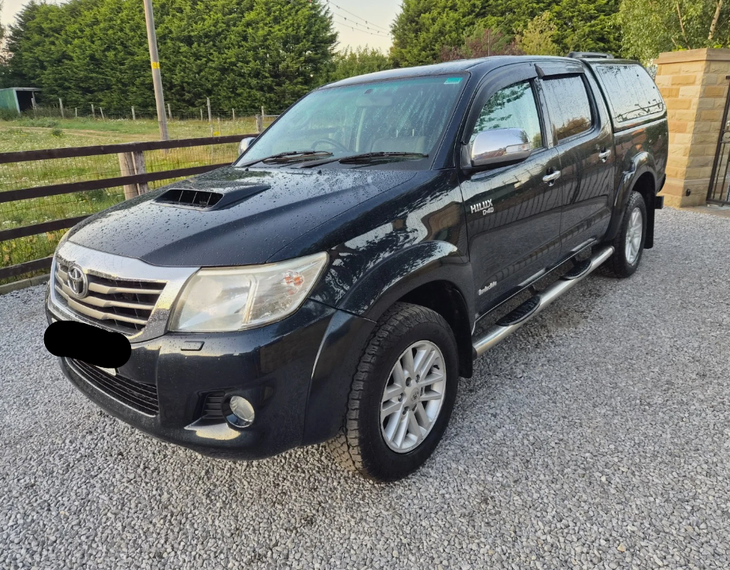 2012 TOYOTA HILUX INVINCIBLE D-4D 4X4 DCB 3.0 DIESEL MANUAL PICK UP