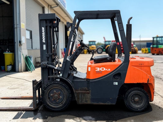 2018 DOOSAN D30GP DIESEL FORKLIFT SIDE SHIFT