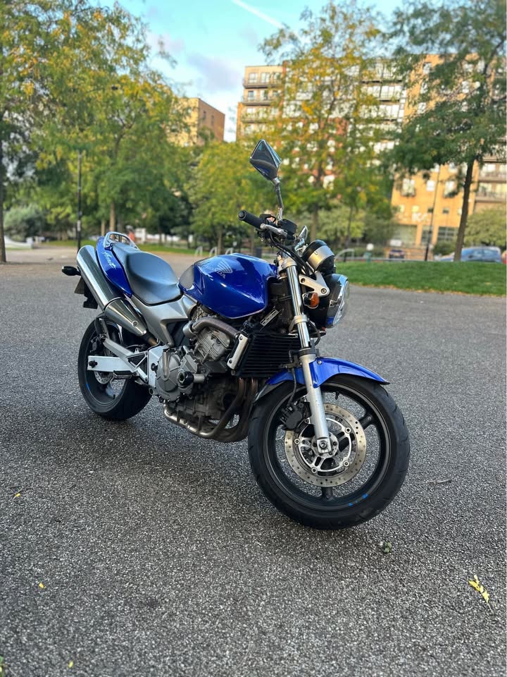 **(ONLY 18K MILEAGE)** 2003 HONDA HORNET 600 >>--NO VAT ON HAMMER--<<