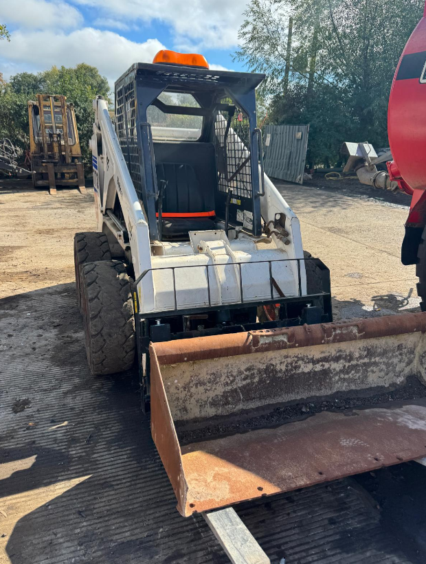 BOBCAT 773 SKID STEER LOADER