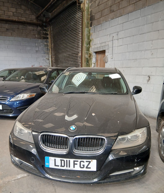 2011 BMW 318D EXCLUSIVE EDITION – 2.0 DIESEL – MANUAL – BLACK – ESTATE - NO VAT ON HAMMER