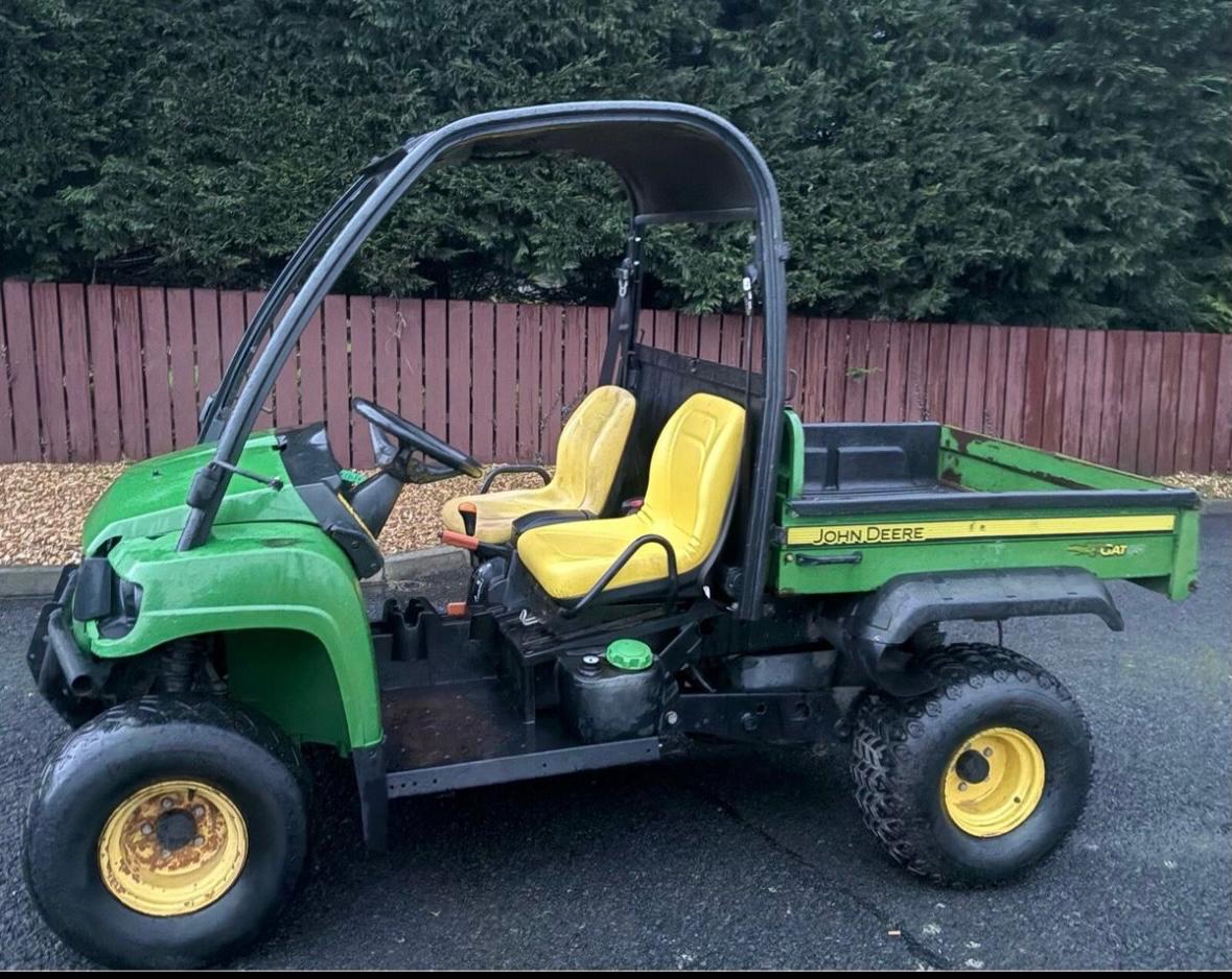 JOHN DEERE 885D 2015 DIESEL GATOR