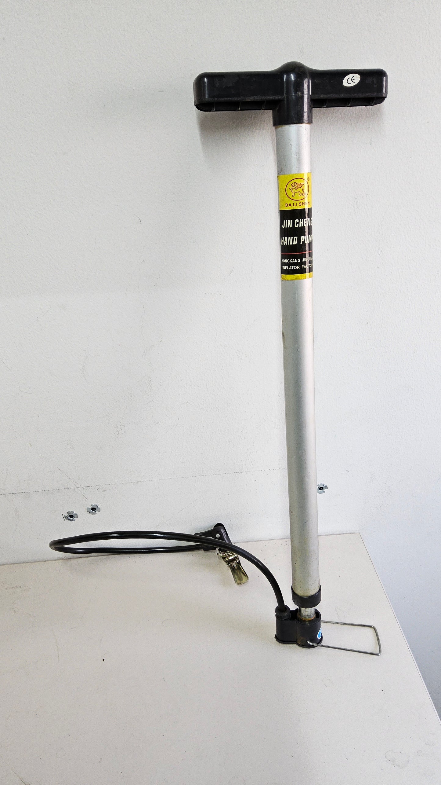 16PC HAND PUMP