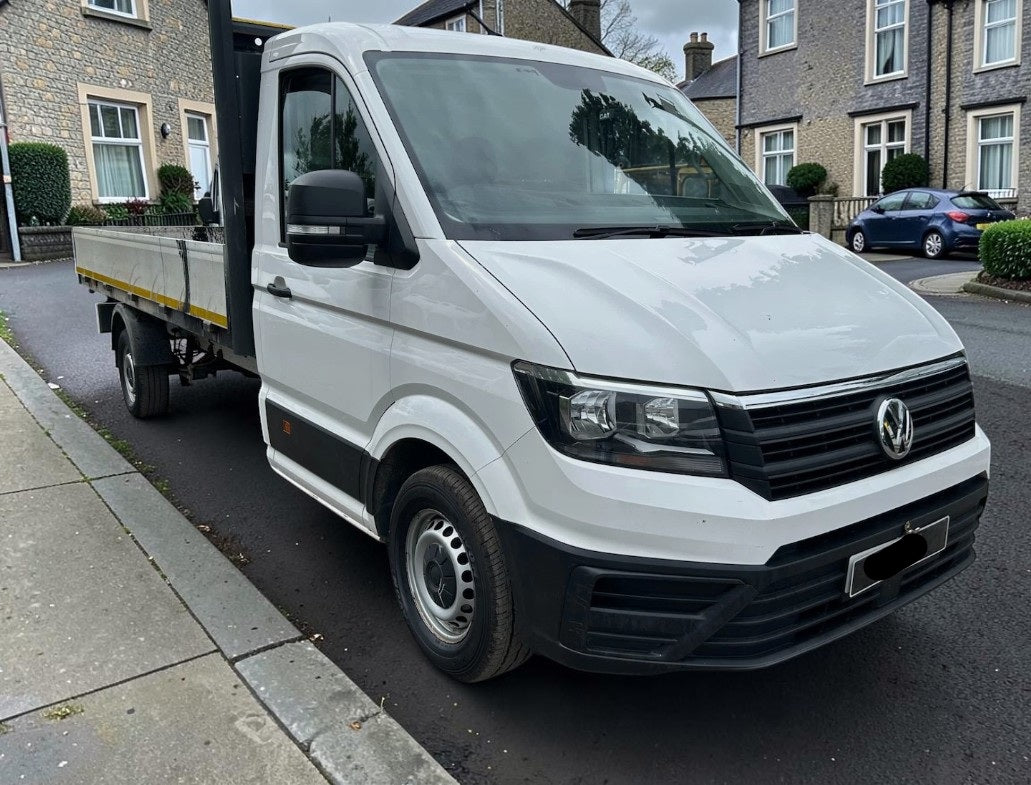 **(ONLY 98K MILEAGE)** 2020 VOLKSWAGEN CRAFTER CR35 STARTLINE 14FT ALLOY DROPSIDE