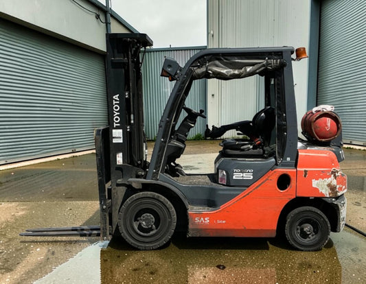 2019 TOYOTA 02-8FGF25 LP GAS FORKLIFT – 2500KG CAPACITY
