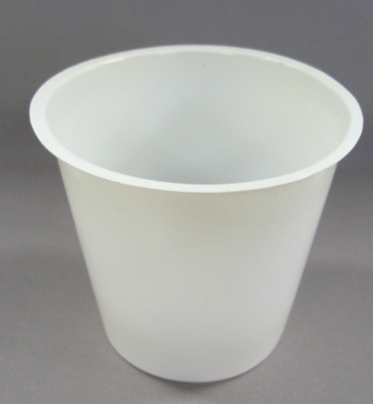 350 X PLANT POT WHITE- MEDIUM