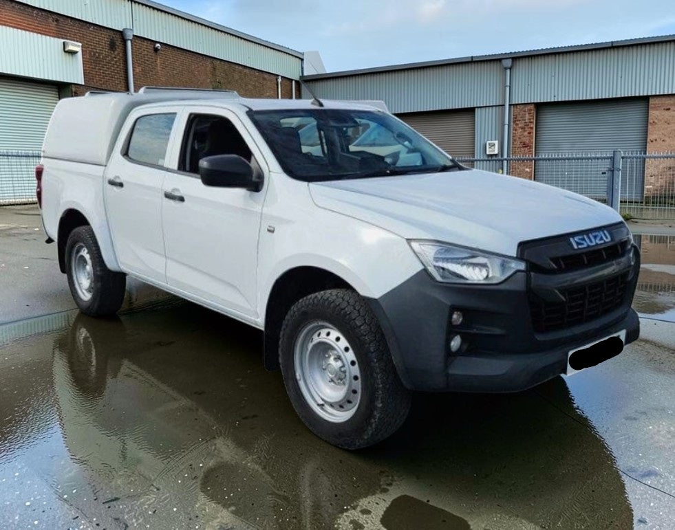 2021 ISUZU D-MAX UTILITY 1.9 DIESEL MANUAL WHITE 4X4 D-CAB PICK UP >>--NO VAT ON HAMMER--<<
