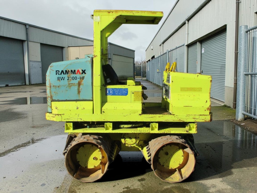 2007 RAMMAX RW2900 TRENCH VIBRATING ROLLER