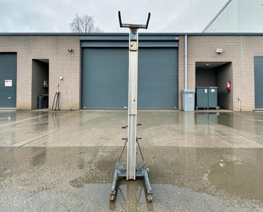 2015 GENIE SLA-10 MATERIAL LIFT