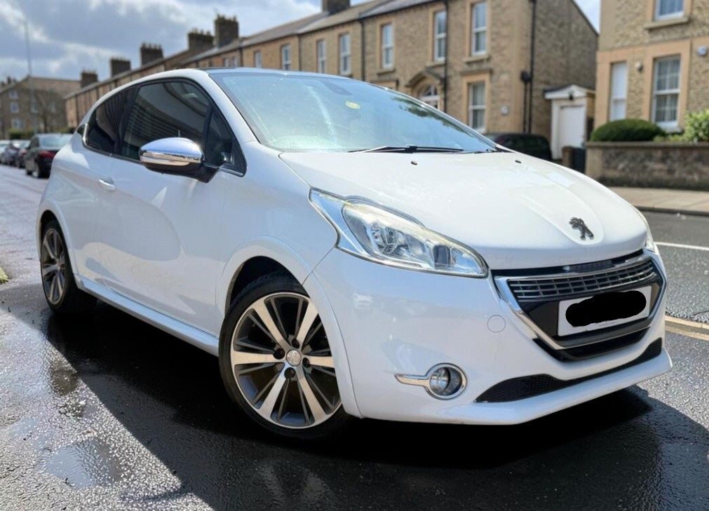 **(ONLY 93K MILEAGE)** 2014 PEUGEOT 208 XY E-HDI 1.6 DIESEL MANUAL WHITE >>--NO VAT ON HAMMER--<<