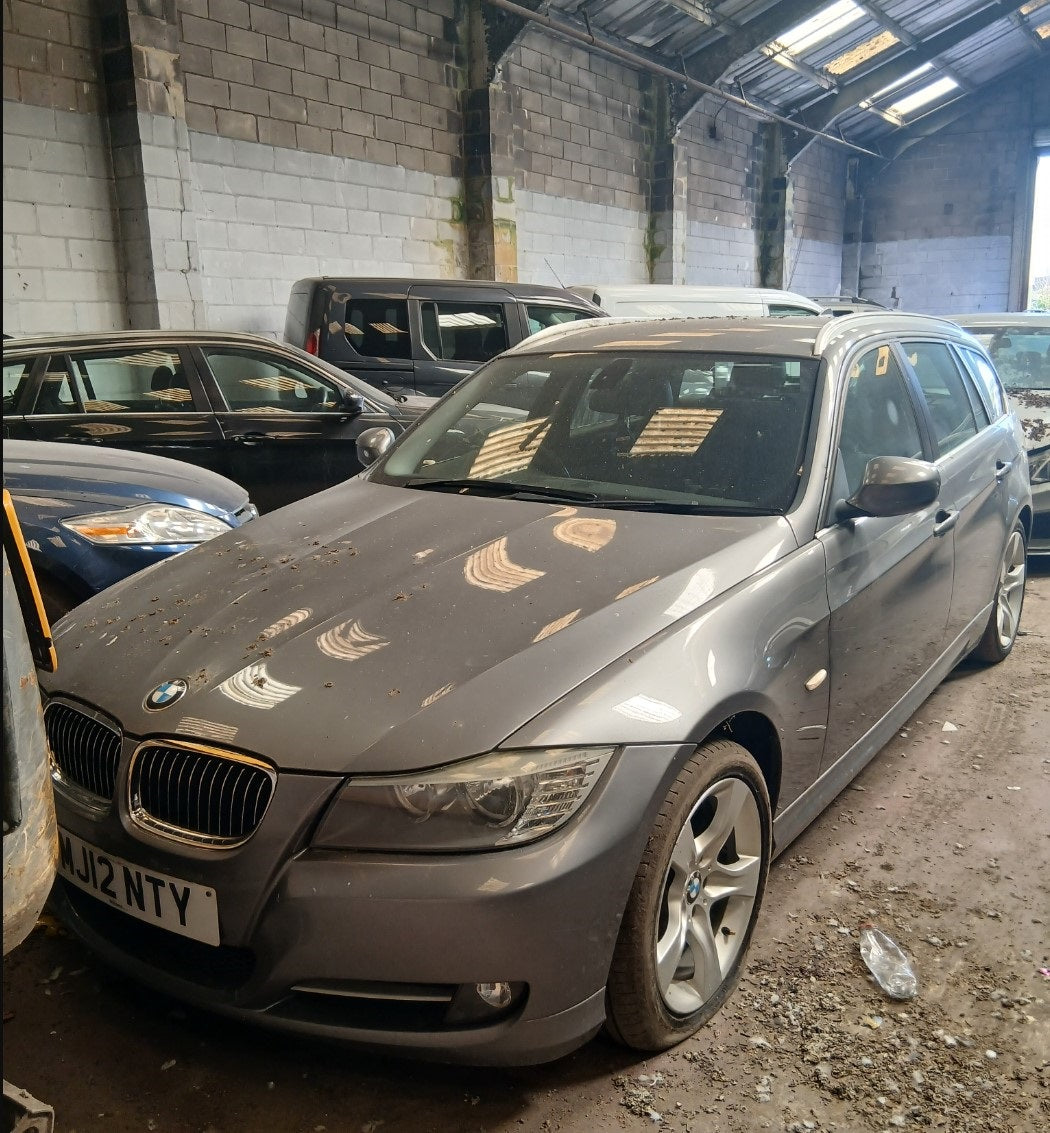 2012 BMW 318D EXCLUSIVE EDITION – 2.0 DIESEL MANUAL ESTATE - NO VAT ON HAMMER