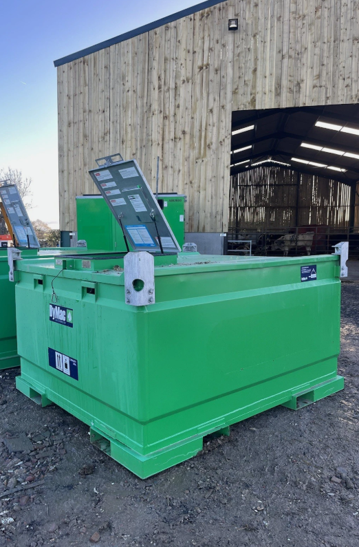 UNUSED DYMAC ADBLUE TANK – 3000 LITRES – BUNDED