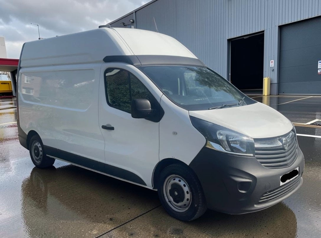 **(ONLY 80K MILEAGE)** 2018 VAUXHALL VIVARO 2900 BITURBO CDTI S/S L2H2 1598CC DIESEL