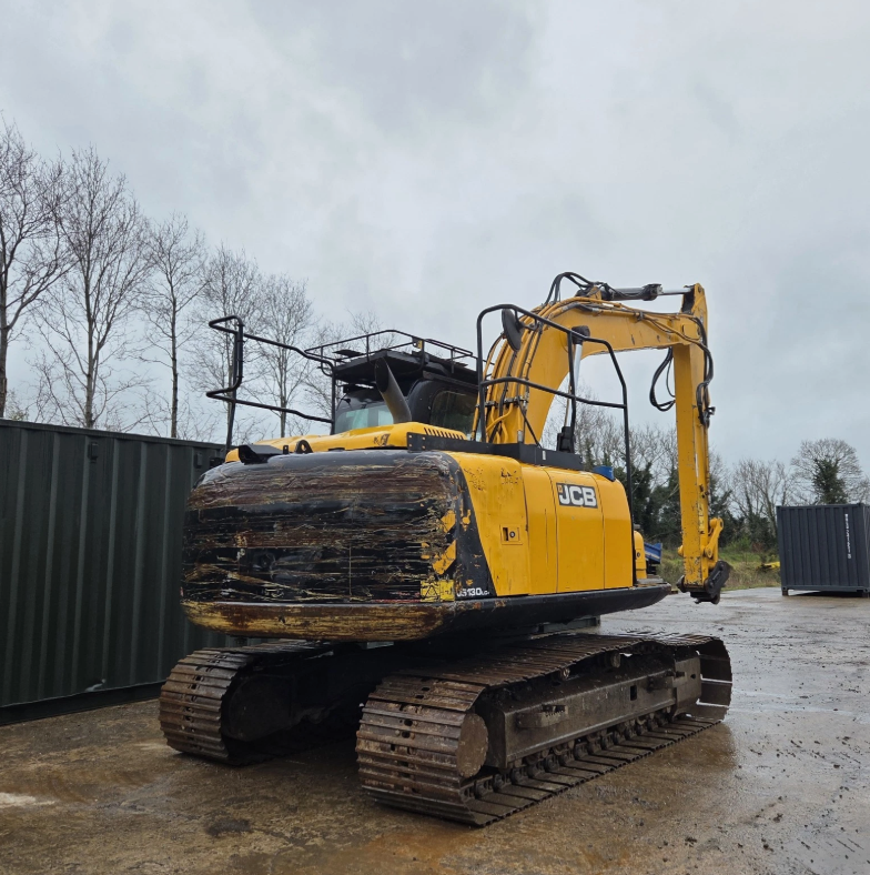 JCB JS130LC+ EXCAVATOR