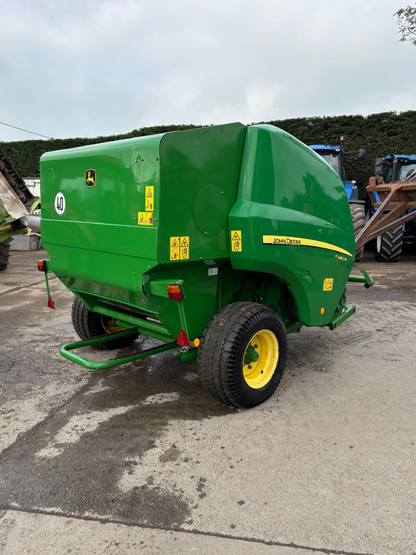 2014 JOHN DEERE F440M BALER