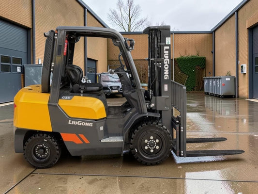 2026 LIUGONG CLG2035H 3.5T 4.5M DIESEL FORKLIFT – 1 HOUR